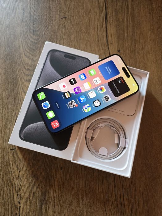 iPhone 15 Pro 256GB 100% life battery