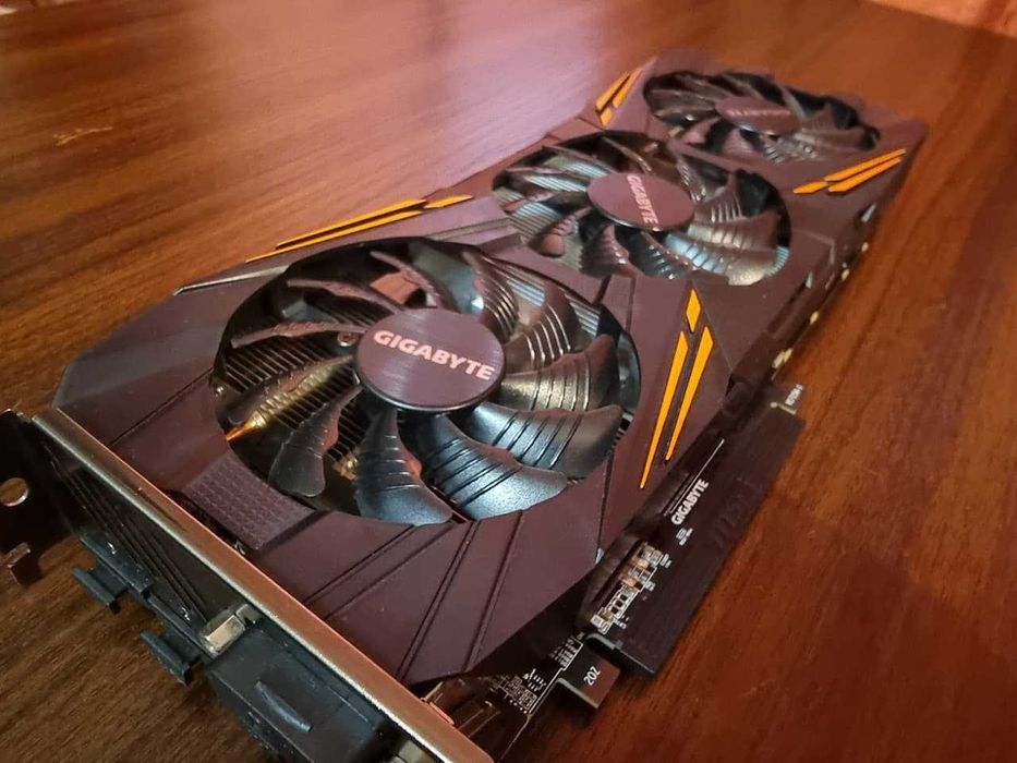 GIGABYTE GTX-1070Ti / 3 FAN/ 8Gb/ 256bit/ GDDR5/Идеальное состояние.