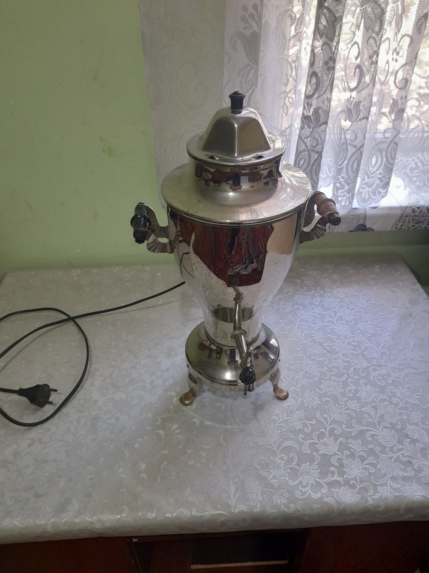 Samovar to‘kta ishlaydigan