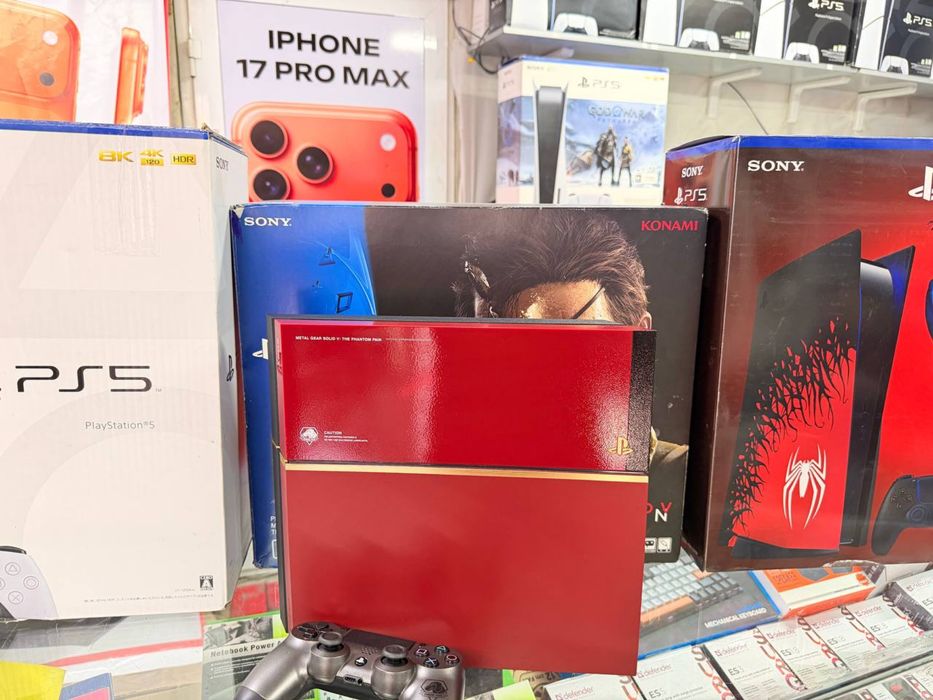 Продается игровая приставка plastation 4 limited