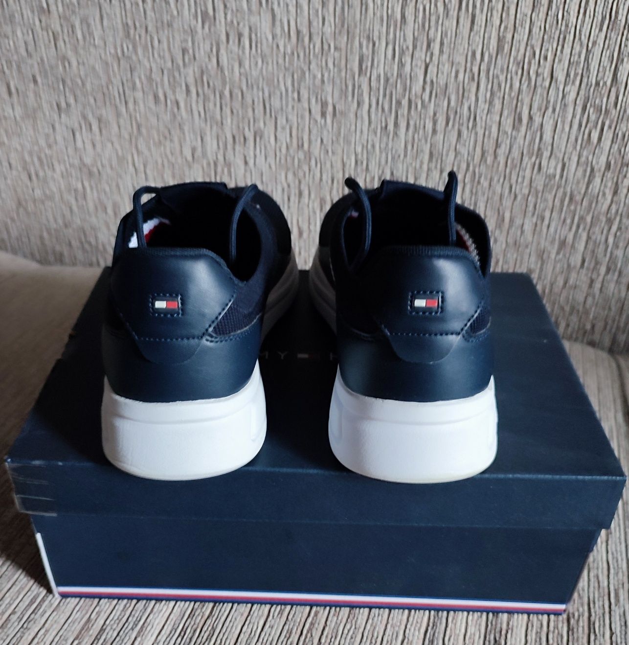 Adidași Tommy Hilfiger Nr 40