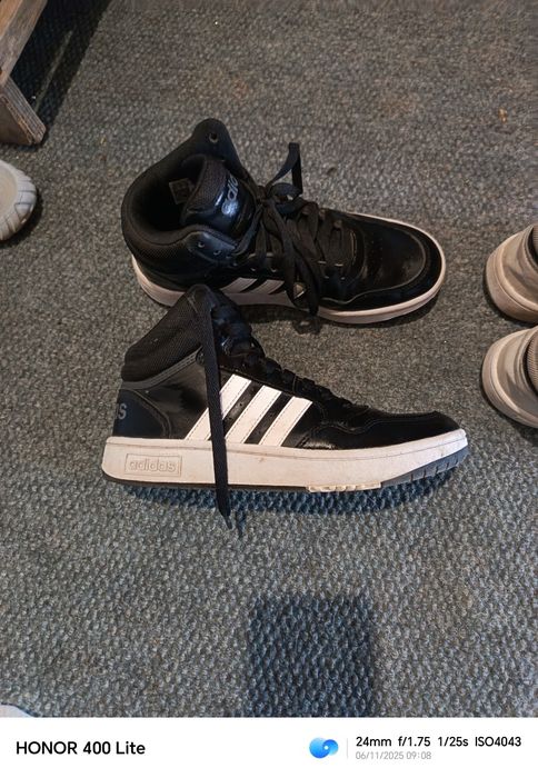 Маратонки Адидас