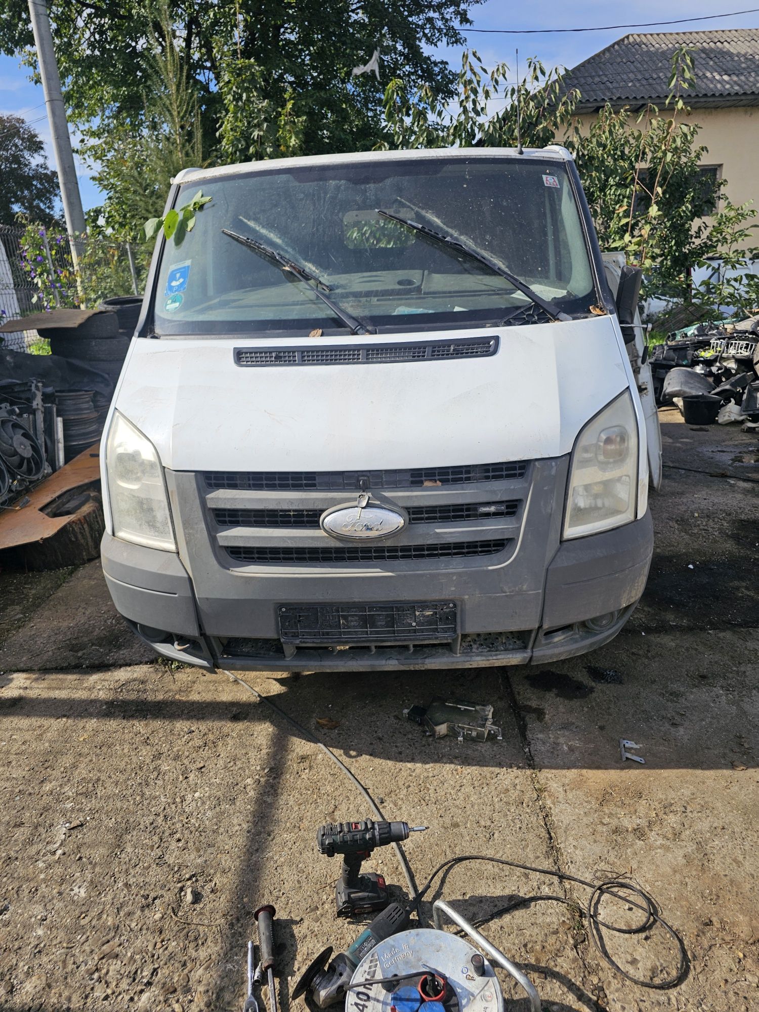 Dezmembrez ford transit 2.2