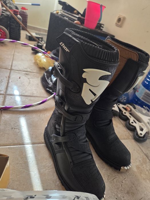 Ботуши за каране THOR blitz