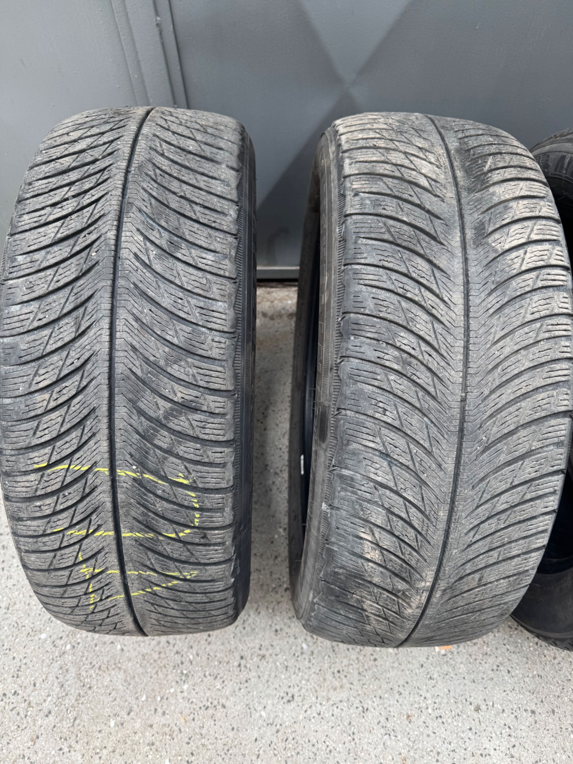 Michelin Pilot Alpin 5 235/50/19