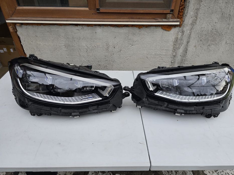 Фар фарове за Мерцедес