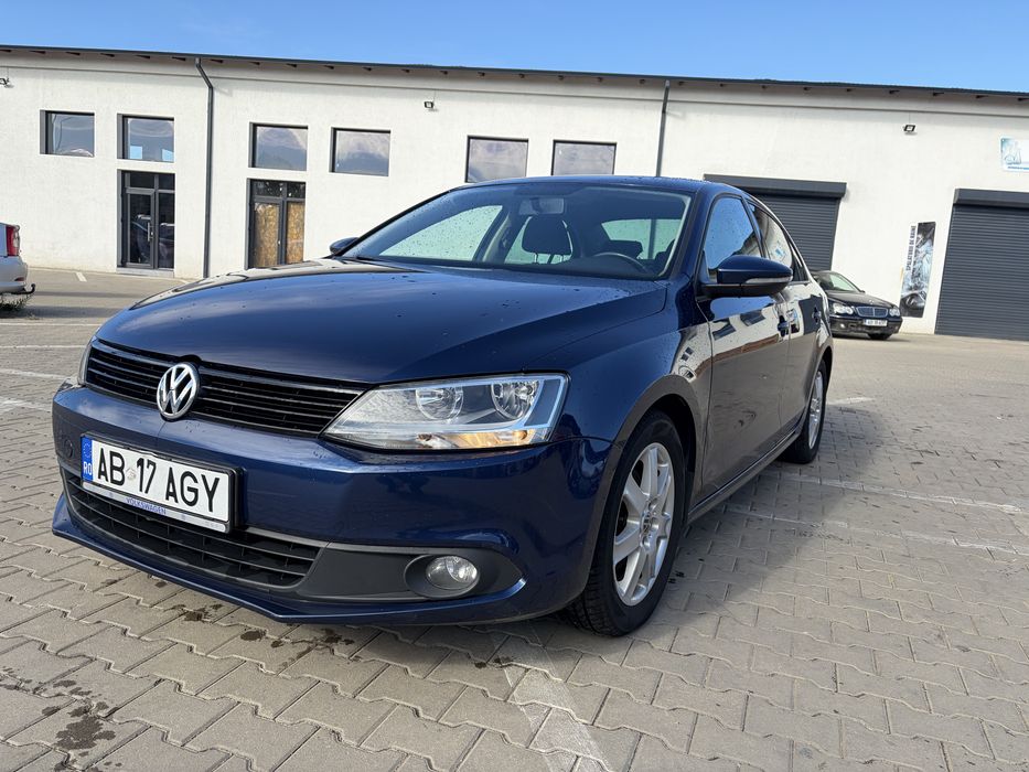 Vw jetta 2011  1.2 benzina