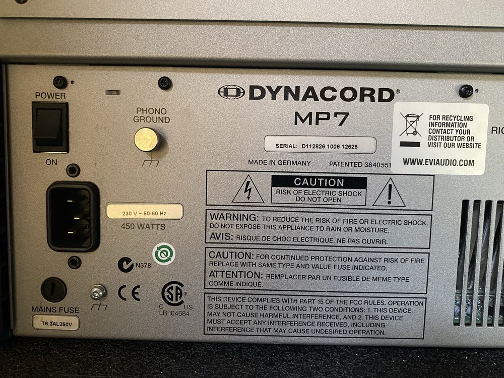 Dynacord mp7  2x300w. Отличен