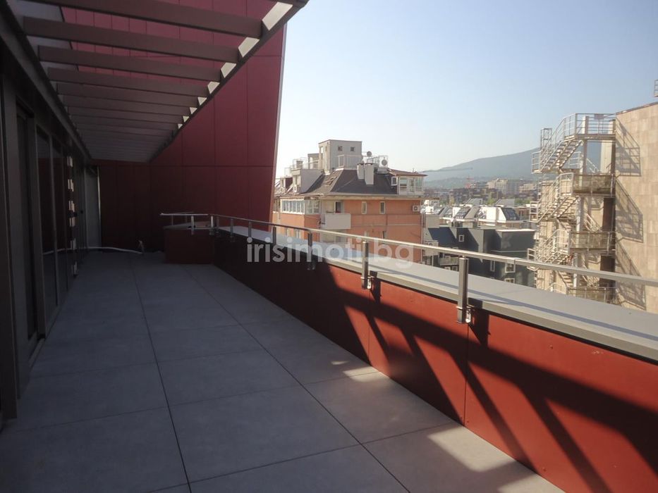 Продава се Четиристаен апартамент в София, Манастирски ливади - 165 кв.м за 3251 €/кв.м - Снимка #2