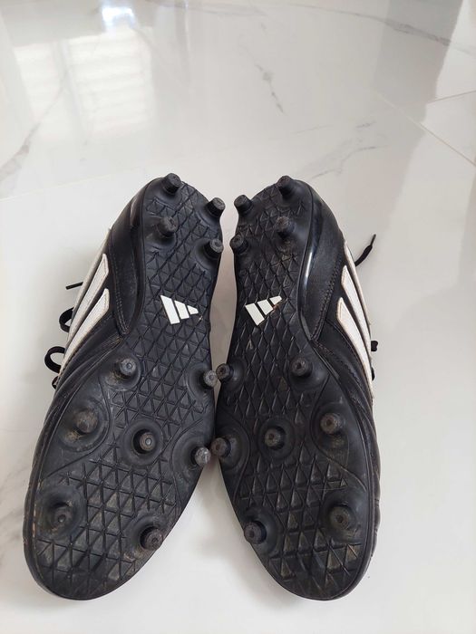 Бутонки   Adidas