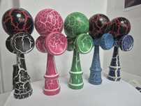 Kendama din lemn , culori diferite. Produs Nou !
