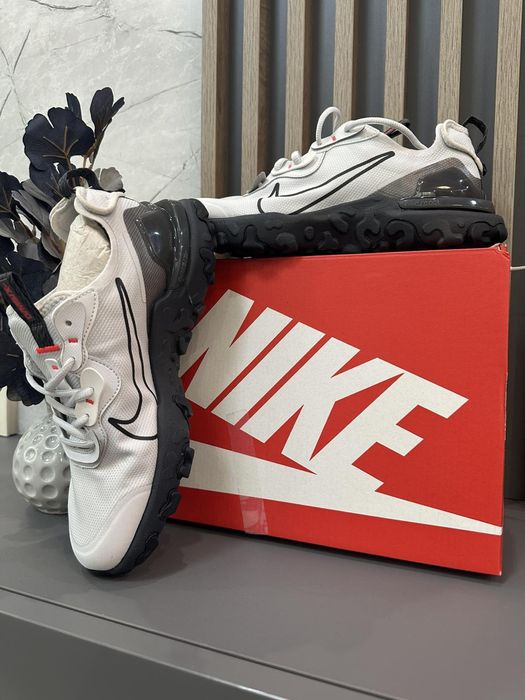 Маратонки Nike Дамски