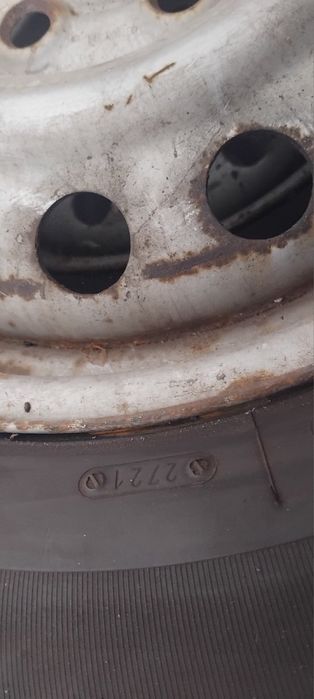 Зимни гуми с джанти за VW шаран 205 65 16