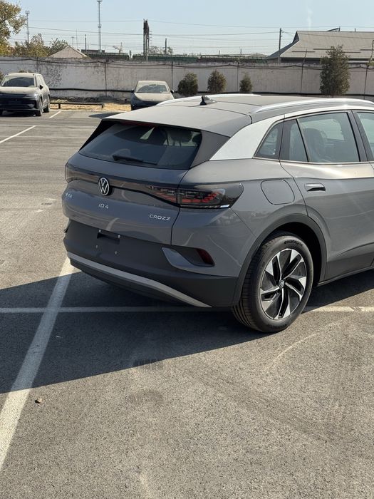 Volkswagen Id4 BEZ PROBEG 1-poz 428km zapas xod 2025-Yil