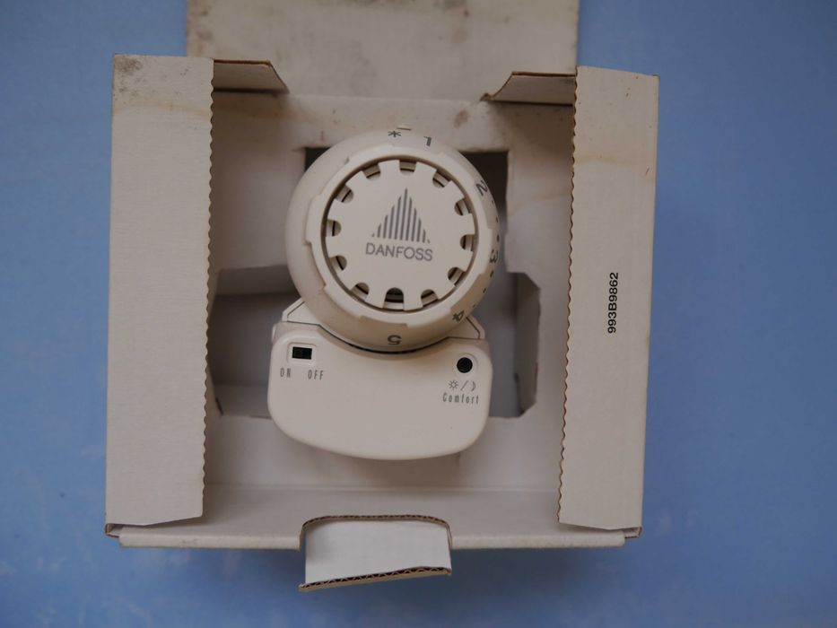 Termostat digital Danfoss 013G2790 nou