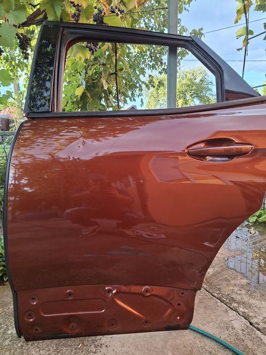 Vand usa stanga spate Peugeot 3008