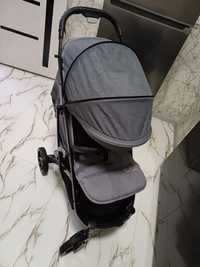 Продаётся детская коляска чемодан