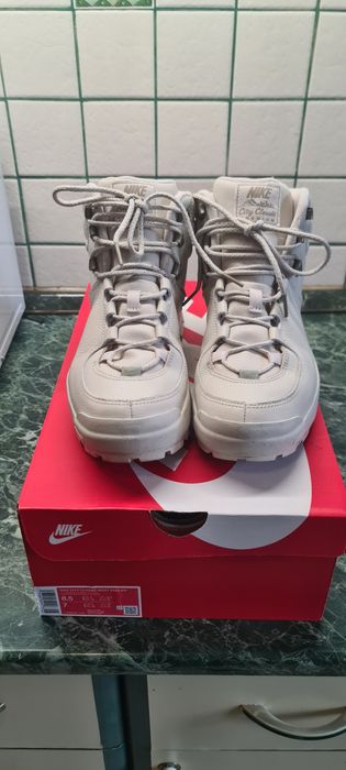 Ghete Nike CityClassic Premium