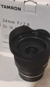 Obiectiv Sony 24 mm f2.8