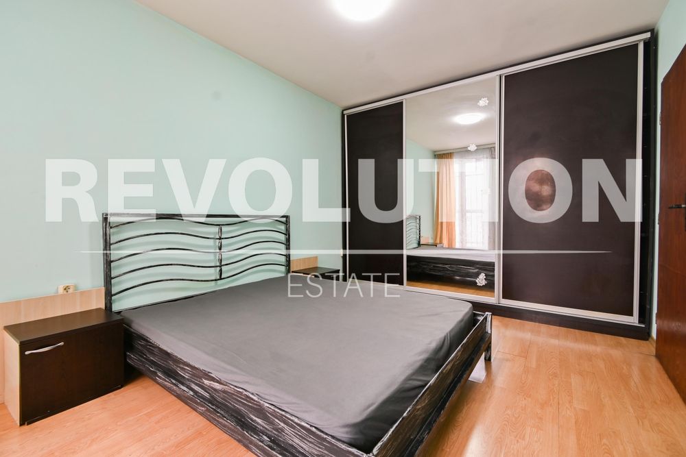 Продава се Двустаен апартамент в София, Люлин - център - 77 кв.м за 2273 €/кв.м - Снимка #8