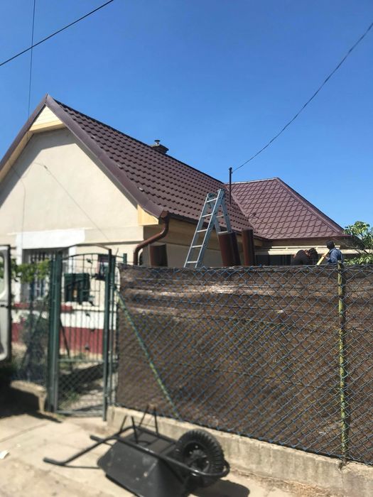 Executam Acoperisuri reparati infiltrati