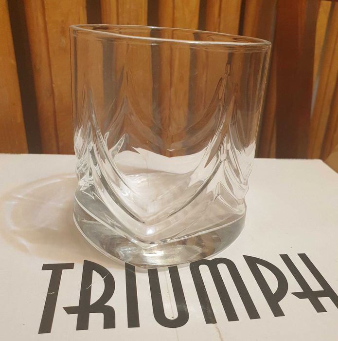 Бокалы новые в упаковке 6 шт