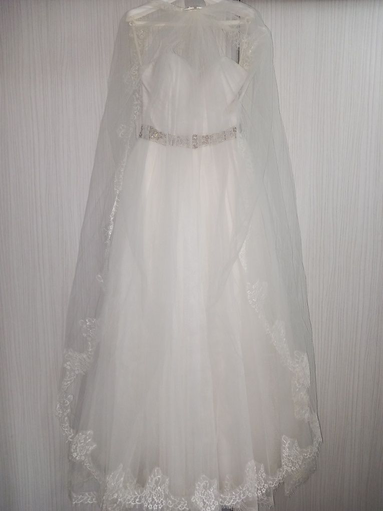 Rochie de mireasă stil "prințesă"-Casa de modă NAVA BRIDE