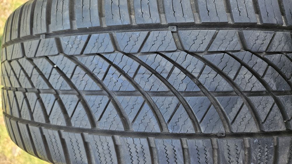 2бр гуми 215 55 17 ханкок