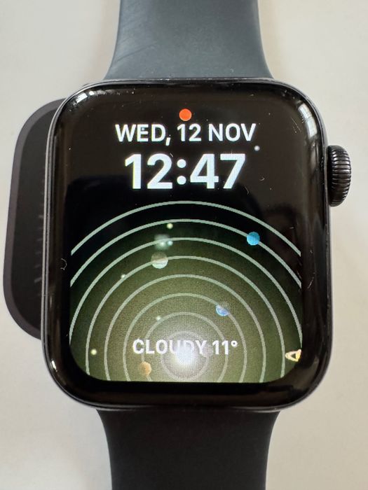 Apple Watch SE 1st gen 40mm