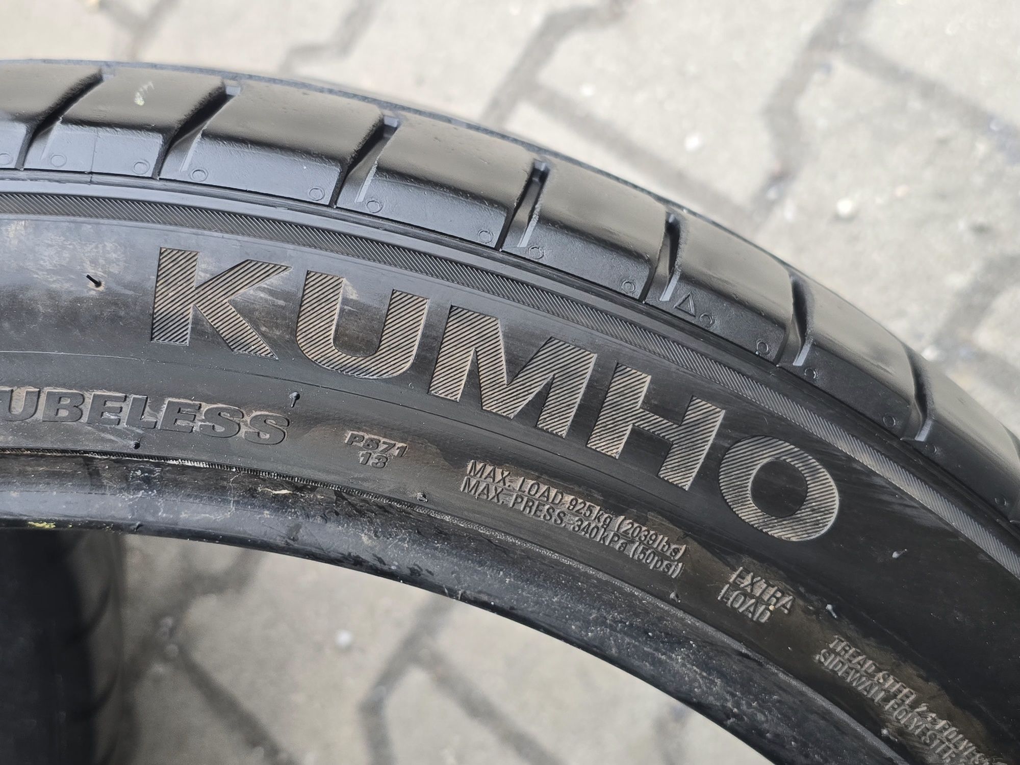 265 40 21 kumho    .