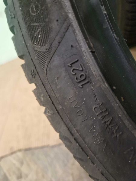 2 Goodyear 17 205/45/ 
всесезонни гуми 
DOT1621
