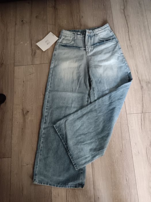 Blugi moda Italia cu talie inalta