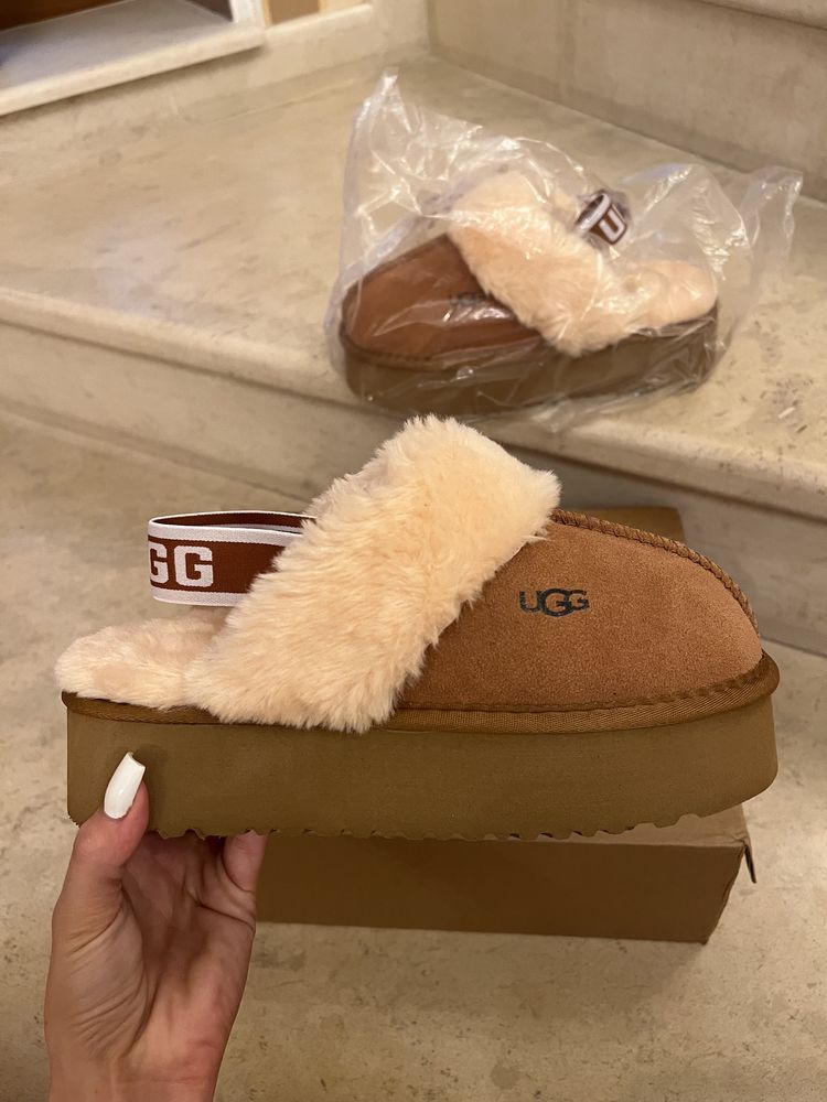 Налични нови дамски чехли с пух UGG 36/37 номер