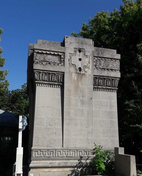 Vind loc de veci Bucuresti,Colentina, Reinvierea, cavou 2 locuri,liber