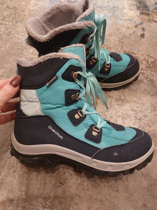 Cizme Quechua impermeabile mărime 38.