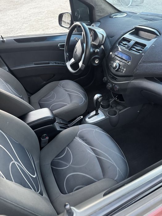 Спарк ат метан газда срочно сотилади