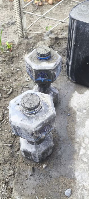 Gantel 4kg-+250gram donasi 60000juft 100000 kelishamiz