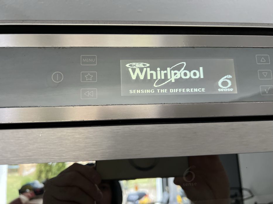 Cuptor incorporabil Autoocuratate 6 simti Whirlpool AKZM 6520 IX