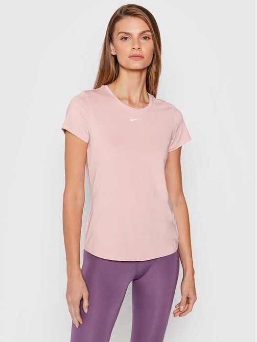 NIKE Dri-Fit Тениска/Дамска М