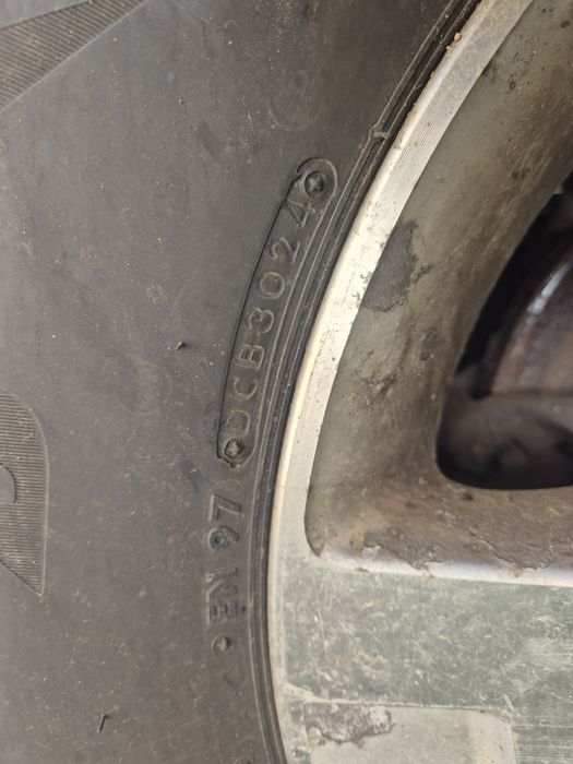 Джанти 17 инча 6х139.7 с гуми 275х65х17