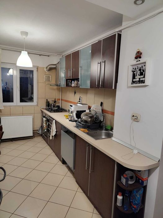 Bucătărie fără aparate electrocasnice