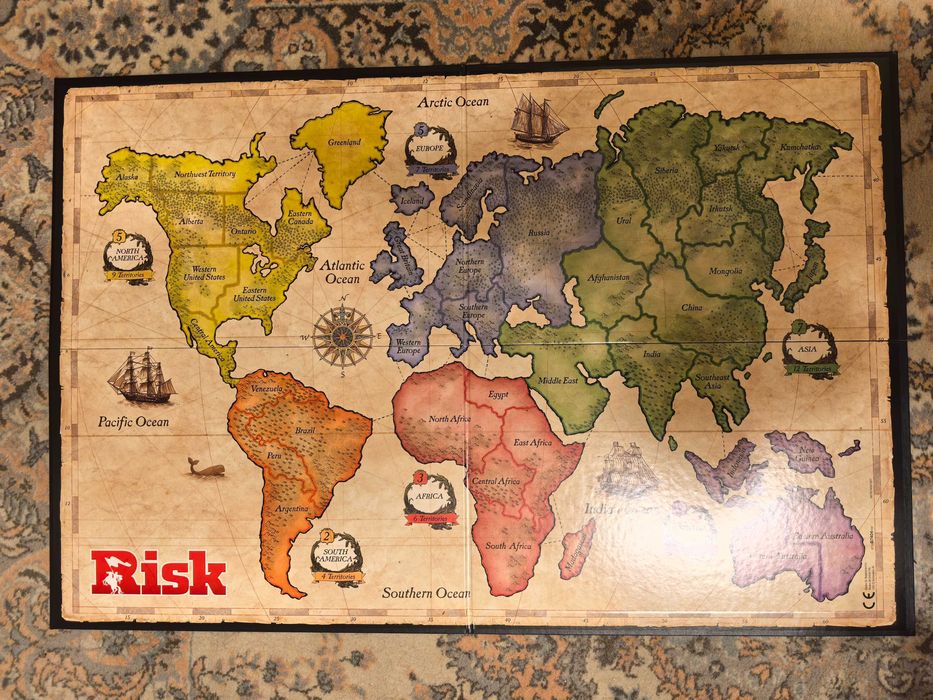 Joc Risk, nou, sleeve-uit