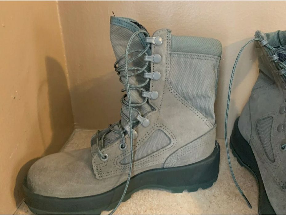 Vand bocanci Wellco cu Goretex si Vibram