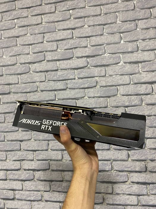 Aorus Master RTX 3080ti 12Gb GDDR6 Kuchli sovutish tizimi