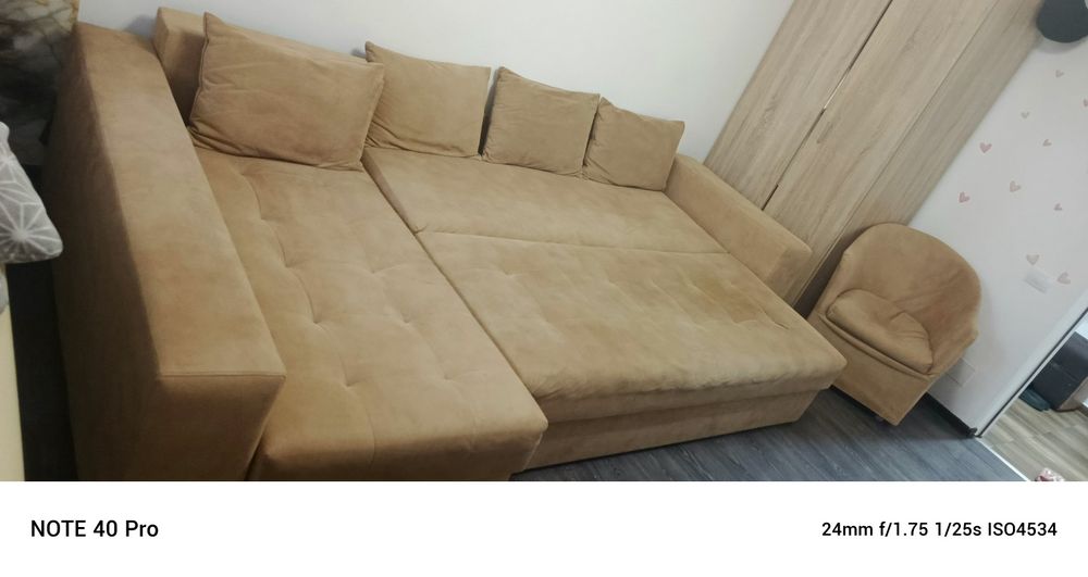 Vând colțar extensibil