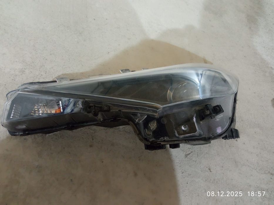 Левая фара на Hyundai Elantra — оргиниал , б/у,