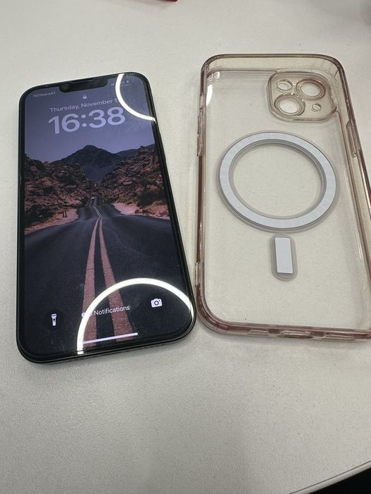 Iphone 13 зелен