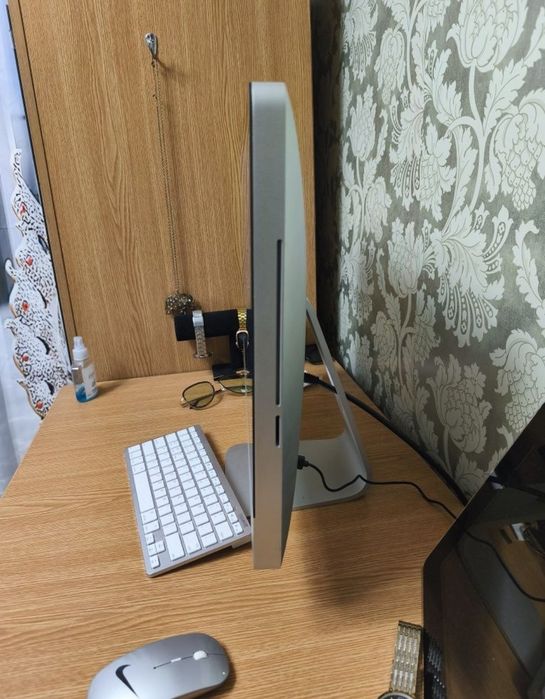 Apple iMac 22" inch /16 GB RAM okazie