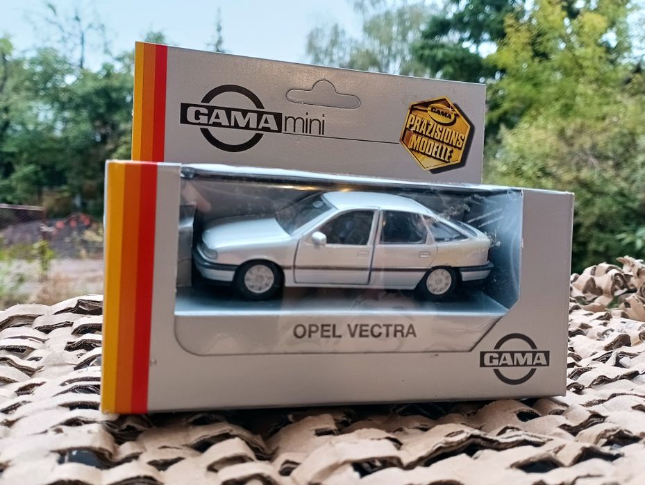 1:43 модели diecast