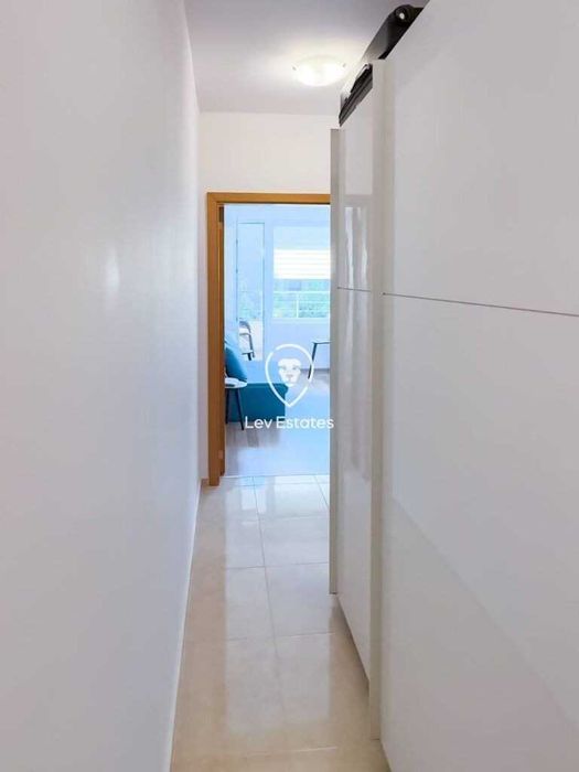 Продава се Едностаен апартамент в Бургас, Сарафово - 34 кв.м за 1853 €/кв.м - Снимка #4